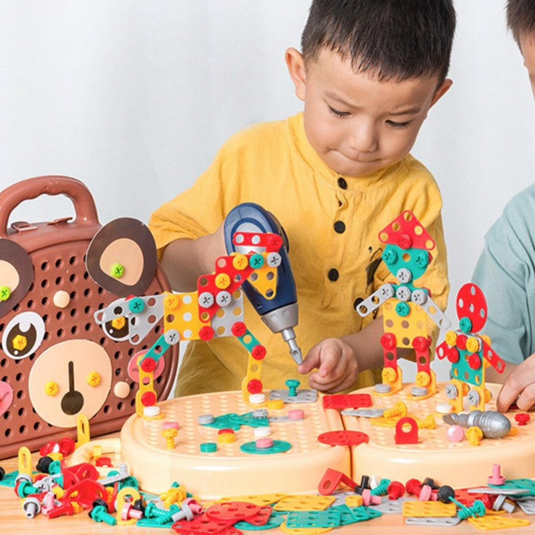 Montessori-Werkzeugkoffer – spielerisch reparieren und bauen