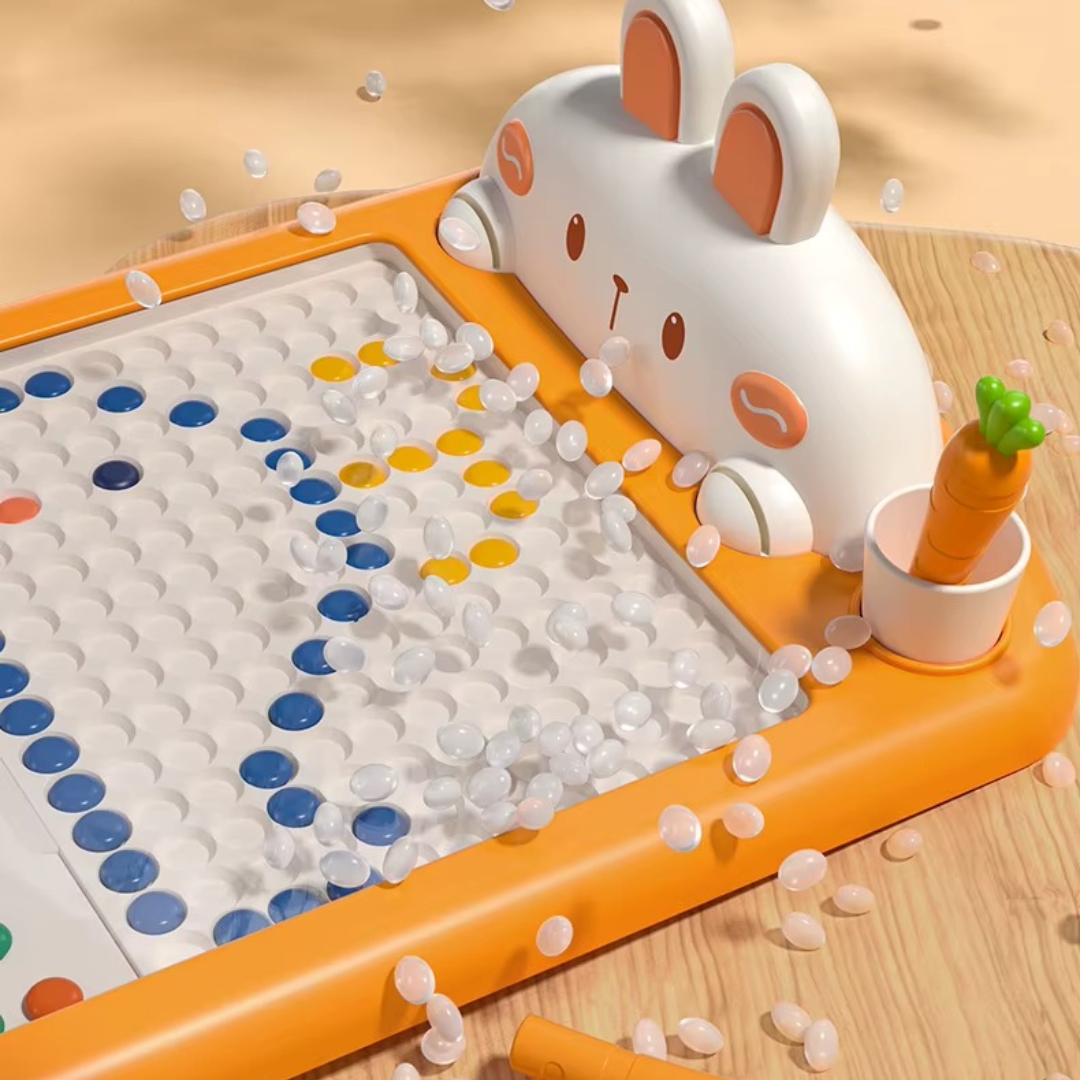 Kreativtafel mit Magnetpins – unendliche Formen und Lernen